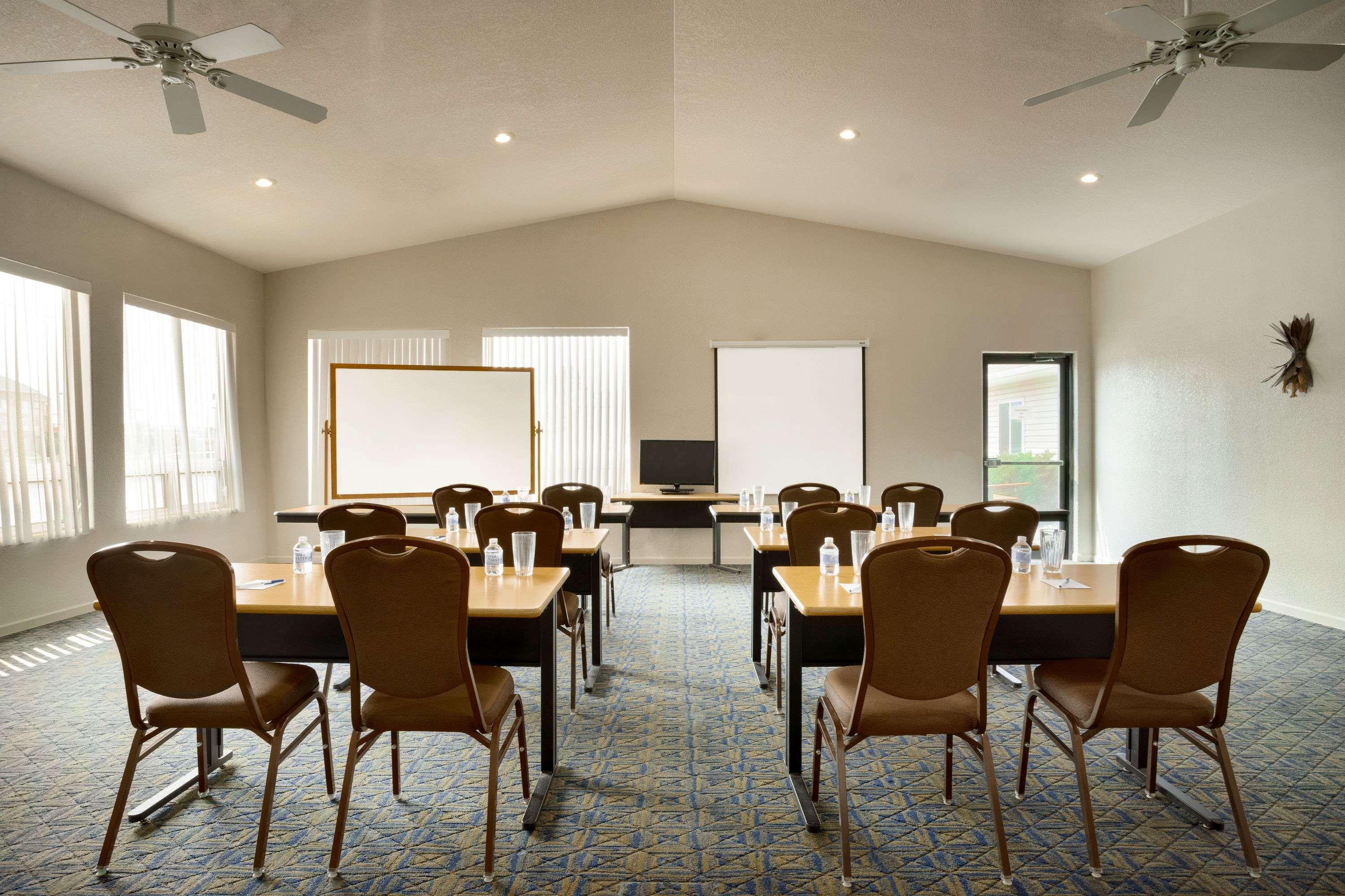 Travelodge By Wyndham Gillette Exteriér fotografie